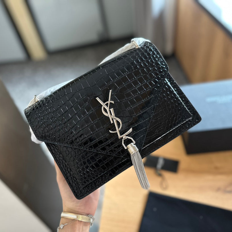 Flip chain tassel bag 1824042602