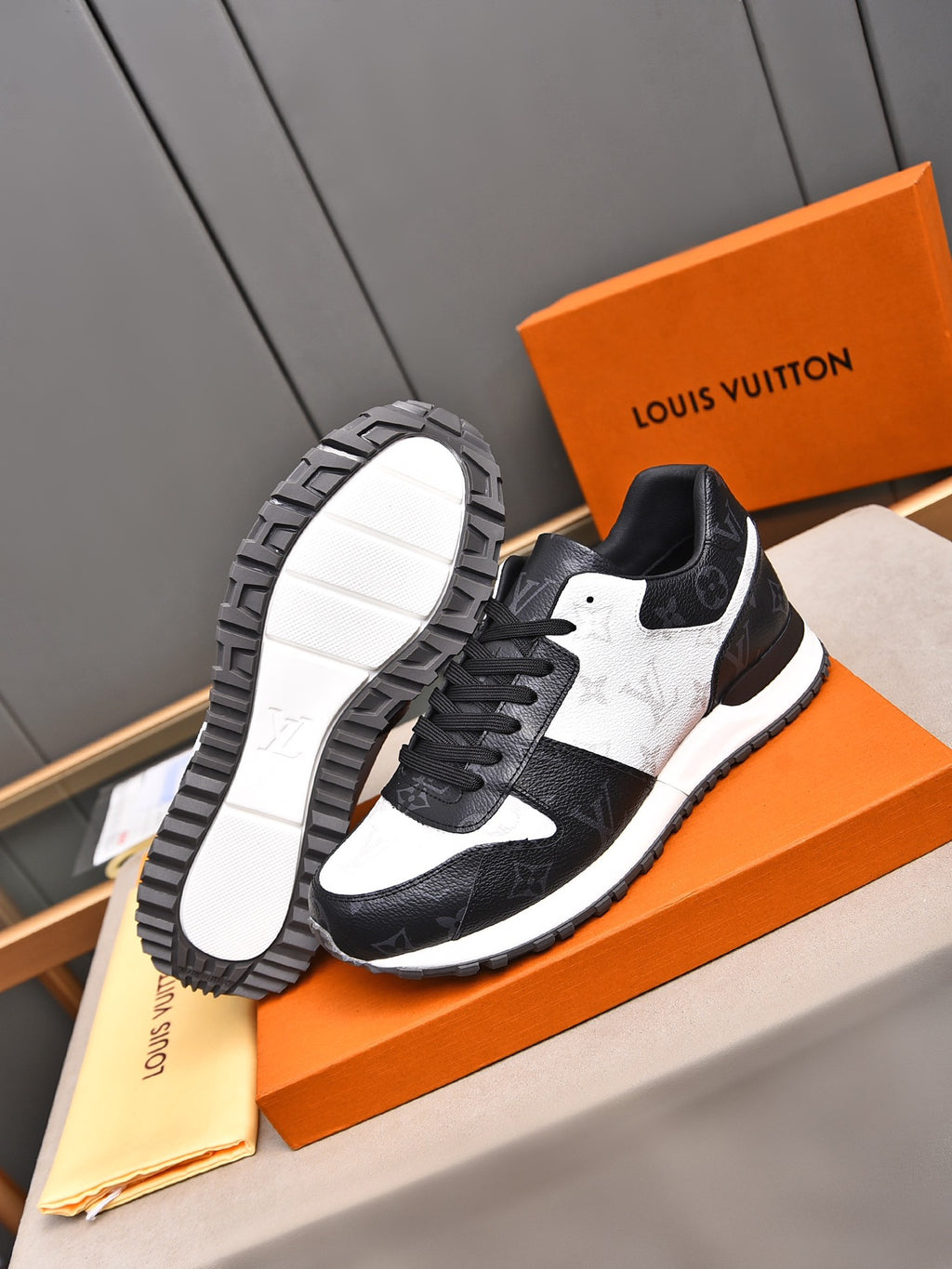 Lvv fashion printed rubber sole sports shoes 0725060604