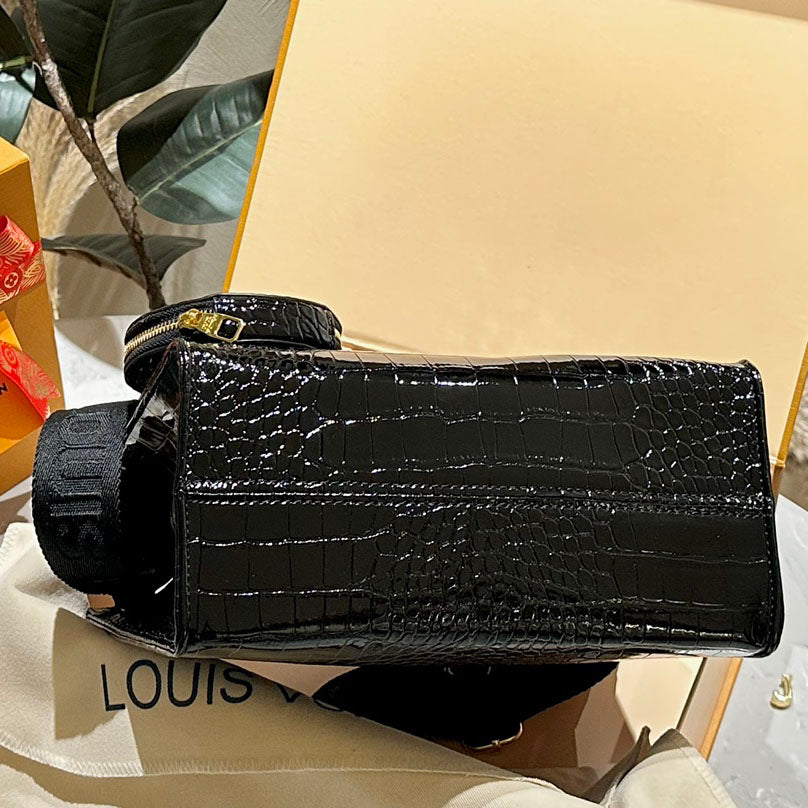 Onthe go east west XC24101004