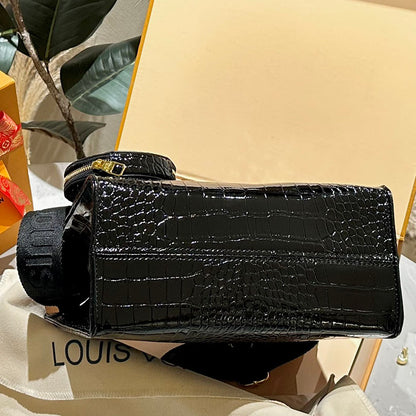 Onthe go east west XC24101004