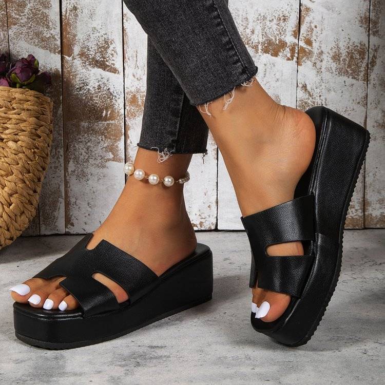 New Elevated Slio Thick Bottom Fashionable All-match Sandals 1024040309