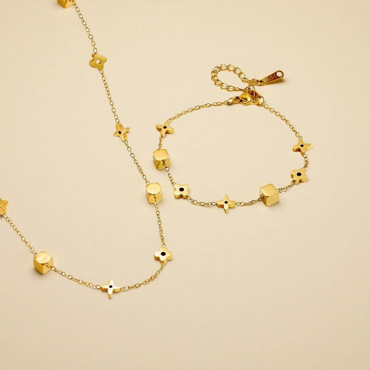 Geometric small square flower titanium steel necklace 2025081307