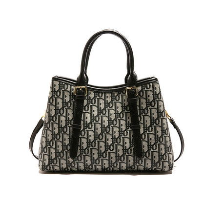 Retro single-shoulder crossbody bag 2025080801