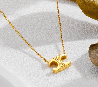 Arc de Triomphe necklace 2025081215