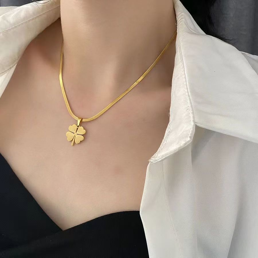 Women's four-leaf flower collarbone chain 2025081204