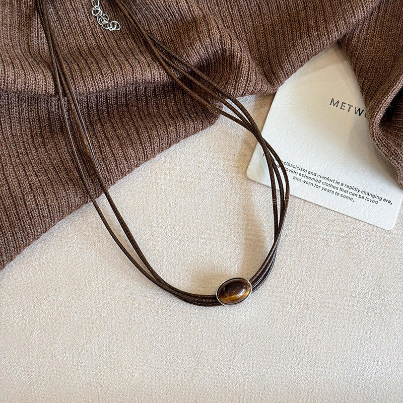 Leather tiger's eye necklace for autumn and winter 2025081113