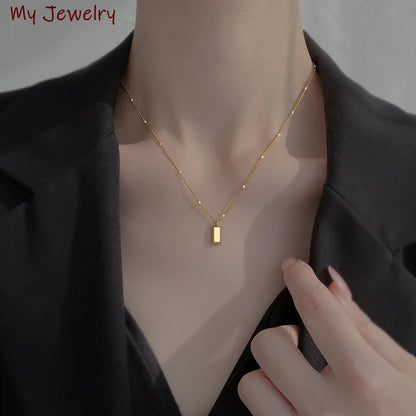 Fashionable cube necklace 2025081104