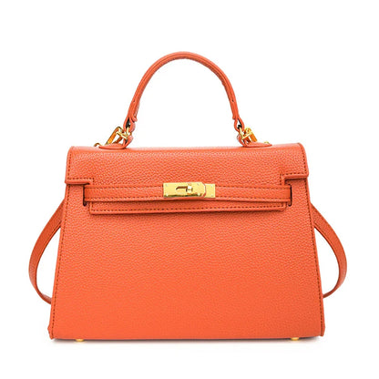 A classic and elegant ladies' handbag 2025072904