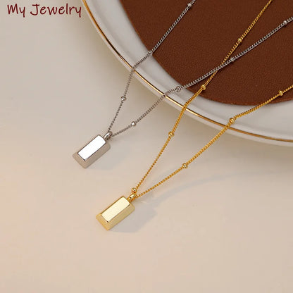 Fashionable cube necklace 2025081104