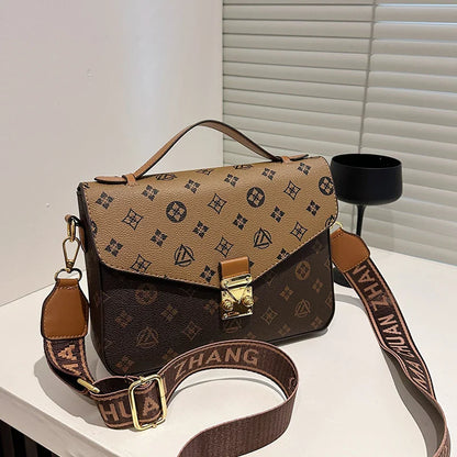 Fashionable minimalist shopping bags 2025073118