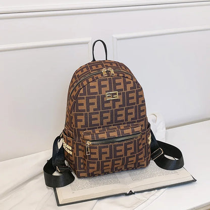 A fashionable double-zipper laptop bag 2025073124