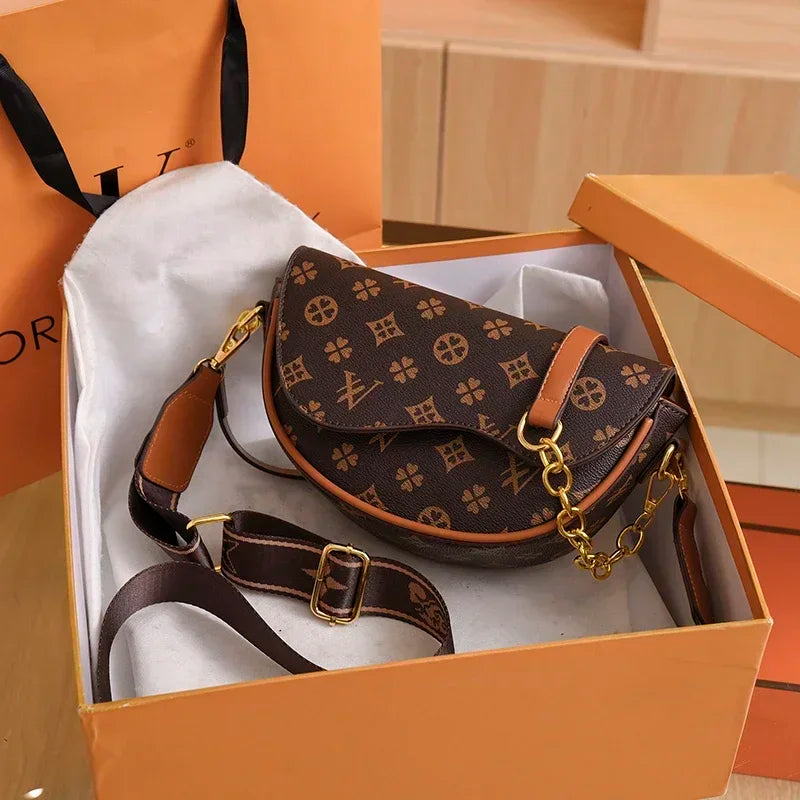 Minimalist retro crossbody bag 2025073108