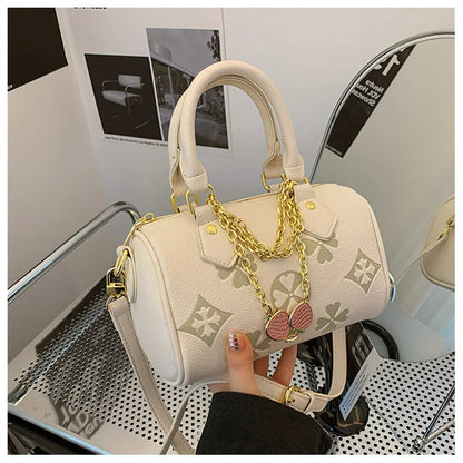 New style fashionable hand-held crossbody bag 2025073101