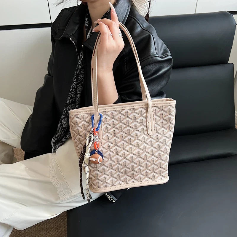 Light luxury women's shoulder bag and crossbody bag 2025072901
