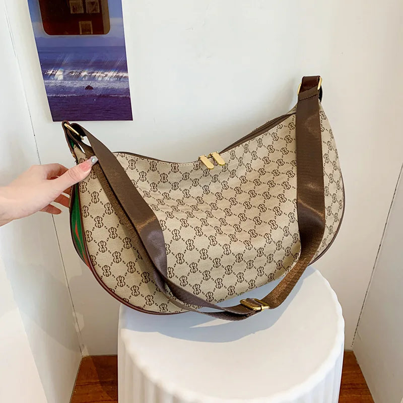 Large-capacity shoulder crossbody bag 2025080807