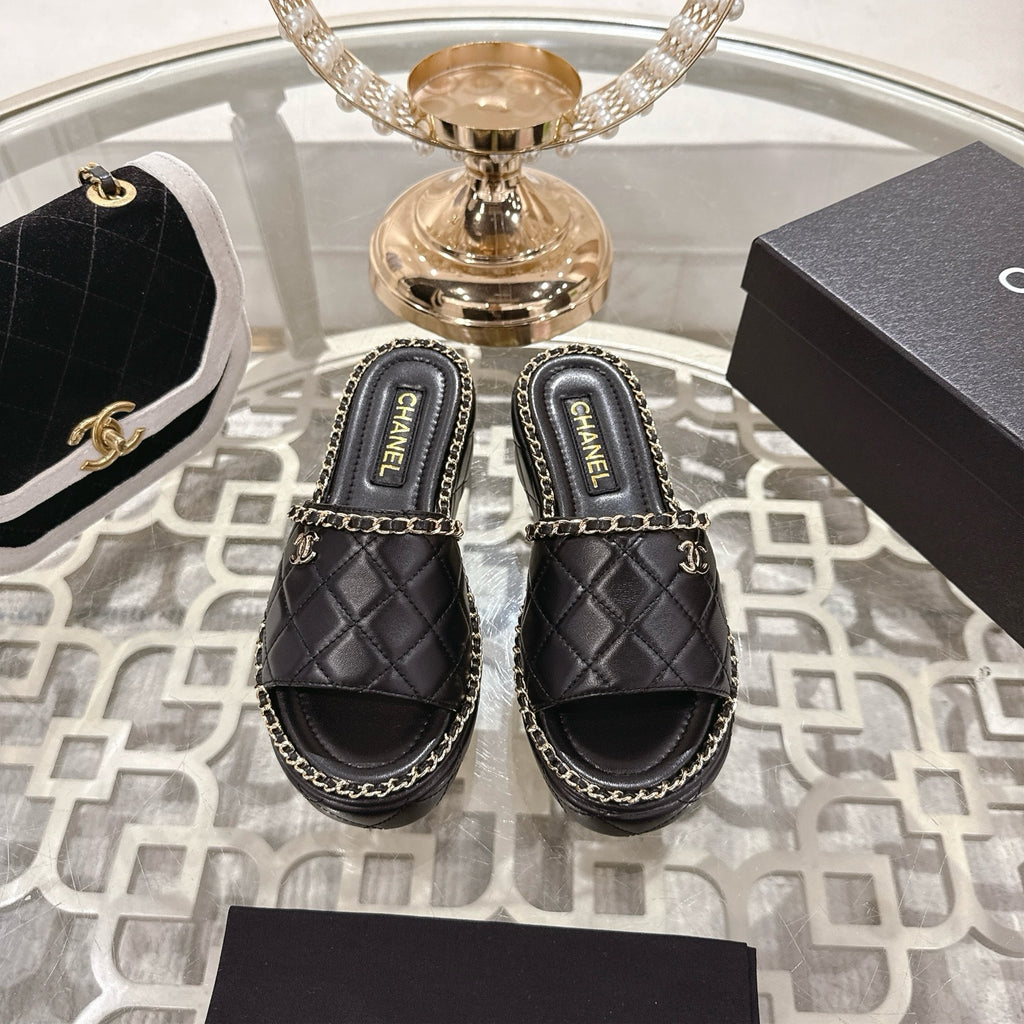 CNL's new thick-soled slippers 0725082204