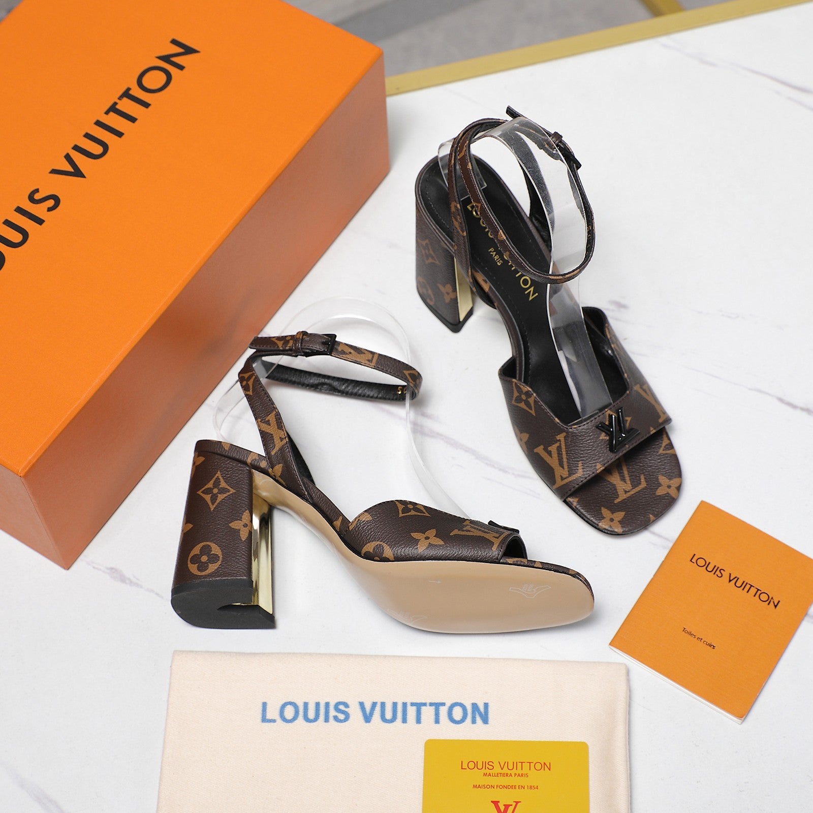 Lvv 25ss new high-heeled sandals 0725102305