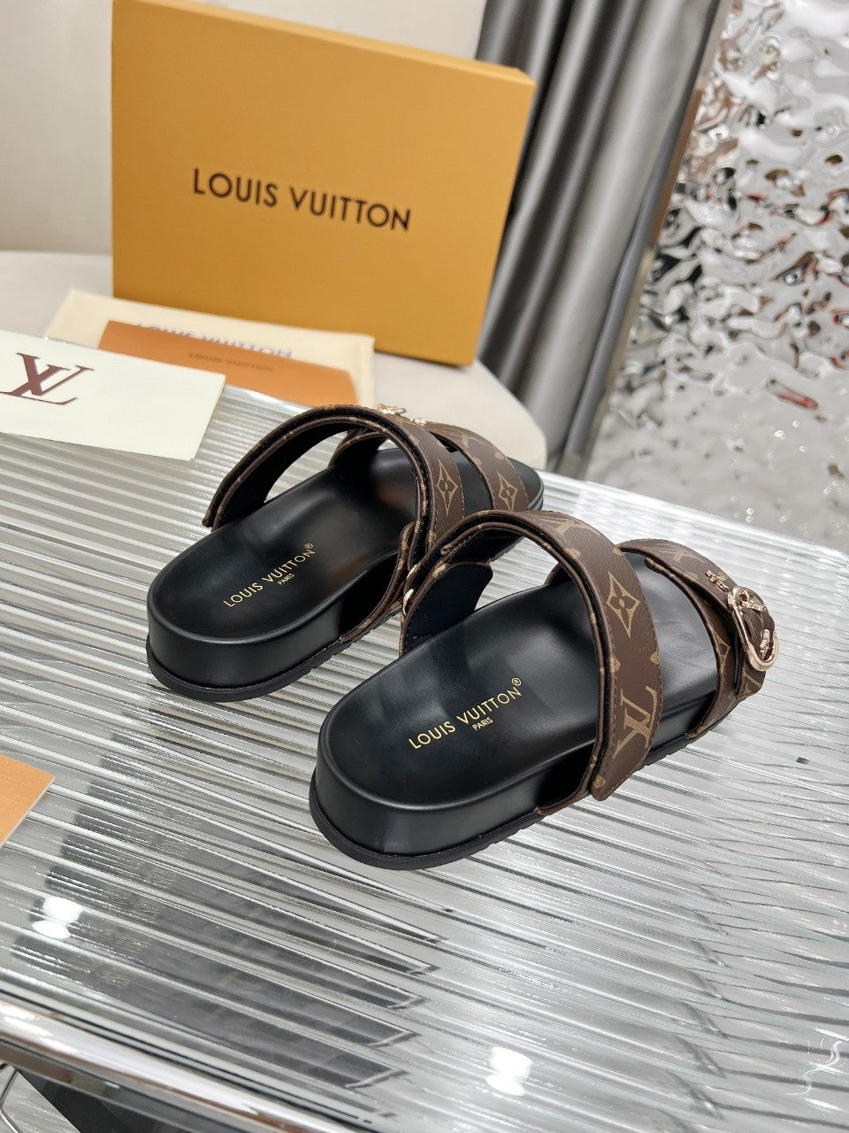 Lvv25ss new slippers 07250721003