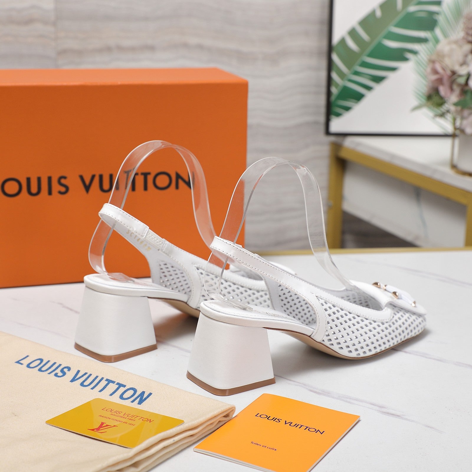 Lvv perforated sandals 0725102303